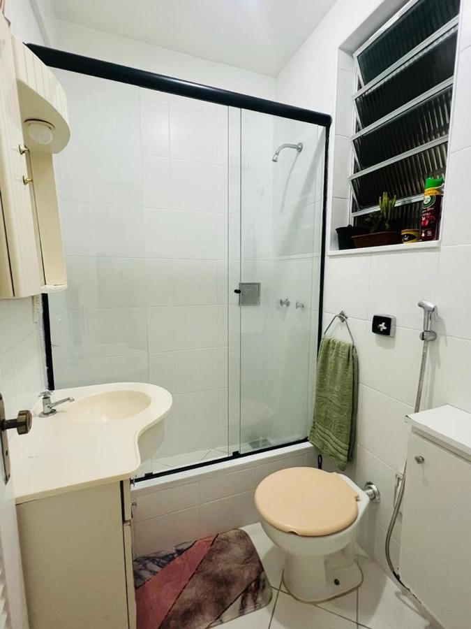 MARAVILHOSO QUARTO E SALA até 4 PESSOAS NO LEBLON na Av ATAULFO DE PAIVA Rio de Janeiro Esterno foto