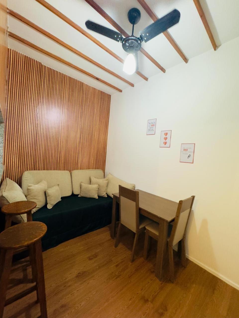 MARAVILHOSO QUARTO E SALA até 4 PESSOAS NO LEBLON na Av ATAULFO DE PAIVA Rio de Janeiro Esterno foto