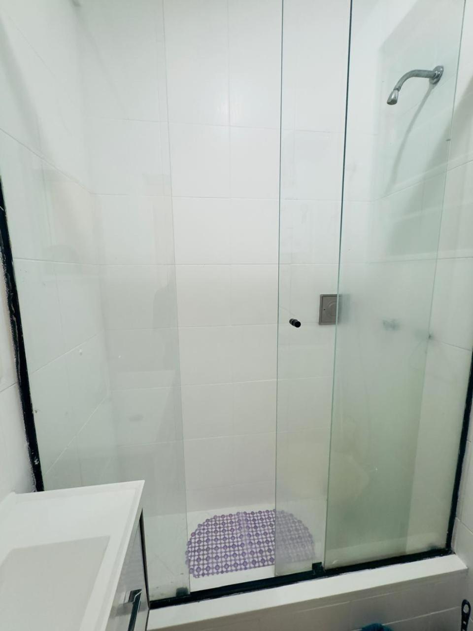 MARAVILHOSO QUARTO E SALA até 4 PESSOAS NO LEBLON na Av ATAULFO DE PAIVA Rio de Janeiro Esterno foto